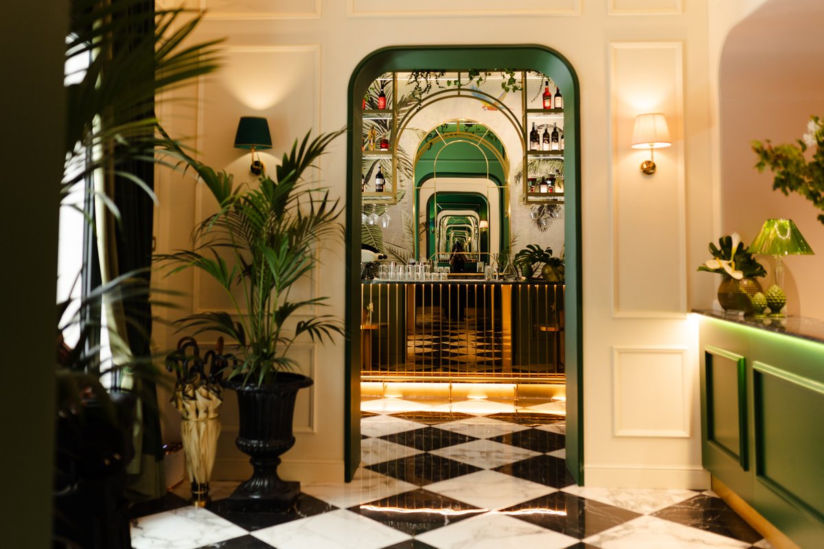 ArthousePR's tweet photo. La Gemma is a Gem of a Luxury Hotel in Florence https://t.co/gssGMmRiv6 https://t.co/kxZJcUM0ZG