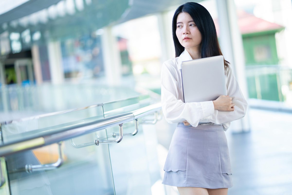 MsCareerGirl's tweet image. Request leaves professionally with a clear, structured email that communicates dates, responsibilities, and continuity plans without disrupting workflow.
Read more: mscareergirl.com/time-off-reque…
#Workplace #HR #EmailTemplate #Productivity