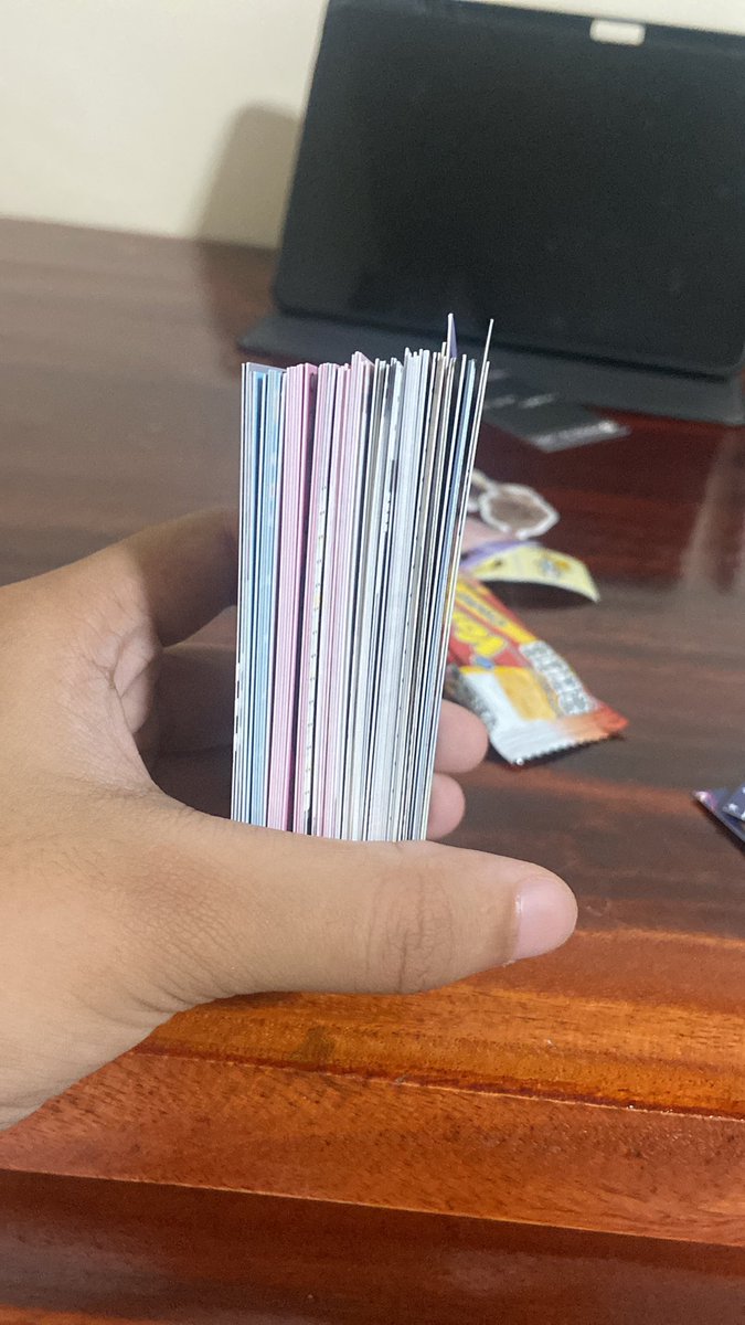 แอ็คติดเหลืองฟอลแล้วเดมน้า😭 tweet media