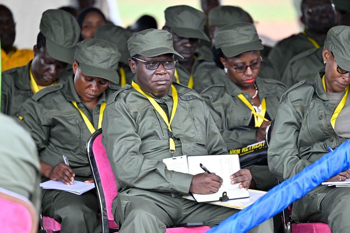 President Yoweri Museveni reflects on Africa’s history of slavery and colonial poverty, urging leaders to take responsibility for transforming the continent’s future.
#WhyUgDecidedM7
