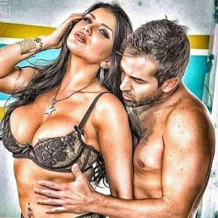 Farhanmbull's tweet photo. My bitch 

#mbull #hsissy
#bitch #mallusissy #hot #aunty #hbitch https://t.co/rWi1kBfFgP