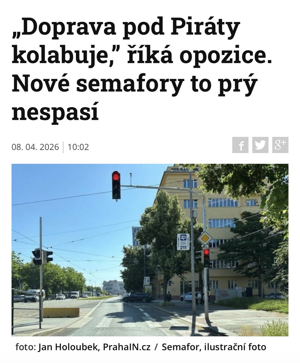 oprokop's tweet photo. Praha vyměňuje semafory...celkem to bude stát 600 milionů korun. Škoda, že se stejná péče nevěnuje taky koordinaci a preciznímu plánování uzavírek nebo zrychlování oprav na silnicích. Mluvím o tom na každém zastupitelstvu🤷🏼‍♂️
https://t.co/QVYK9HBXpQ https://t.co/fHV0FbetIx