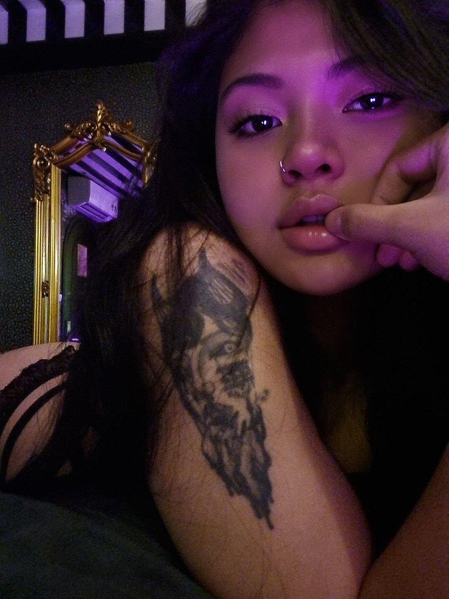 Yong Thư tweet media