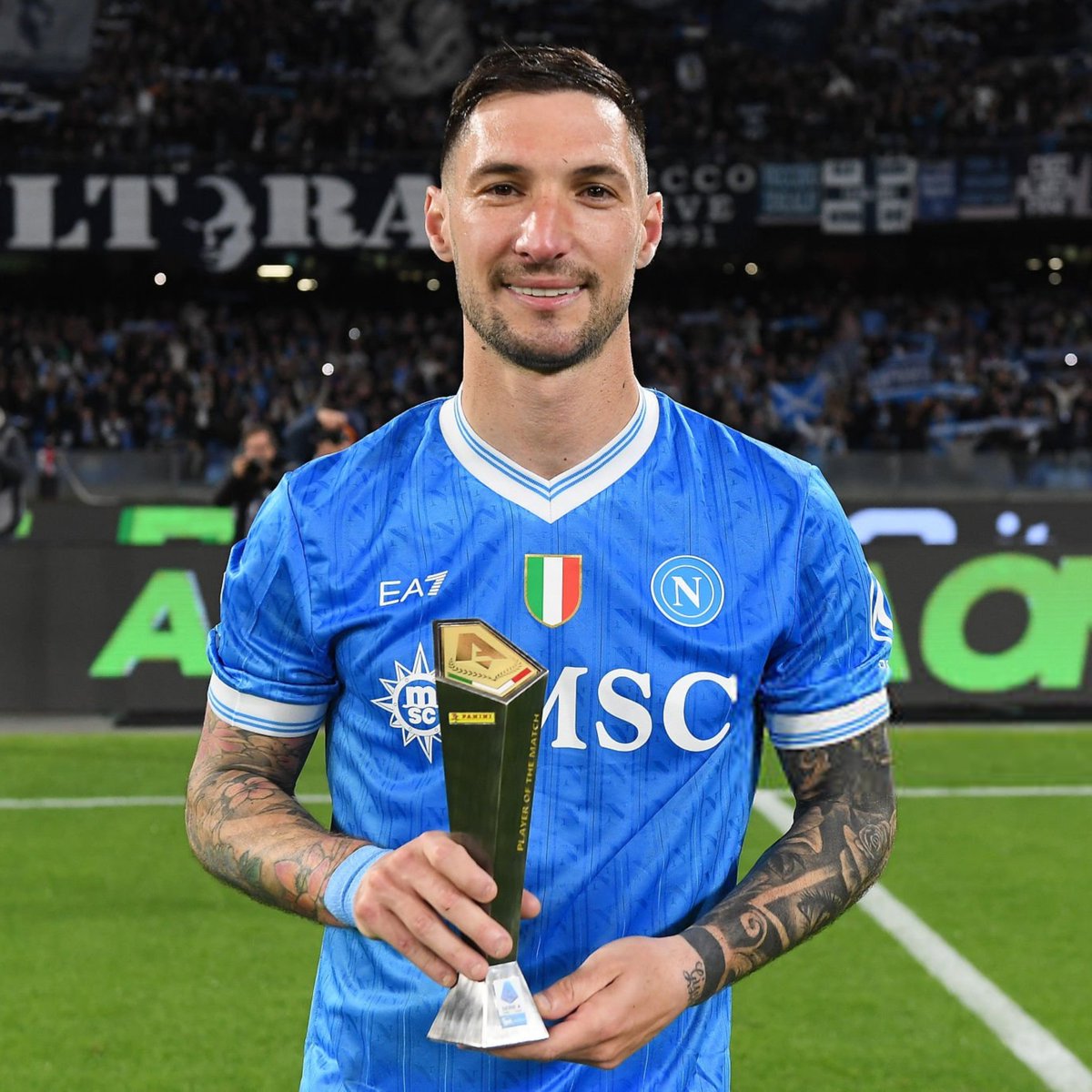 Napoli forması giyen Matteo Politano, son aylarda Beşiktaş'tan gelen bir teklifi geri çevirdi. (Tuttosport)