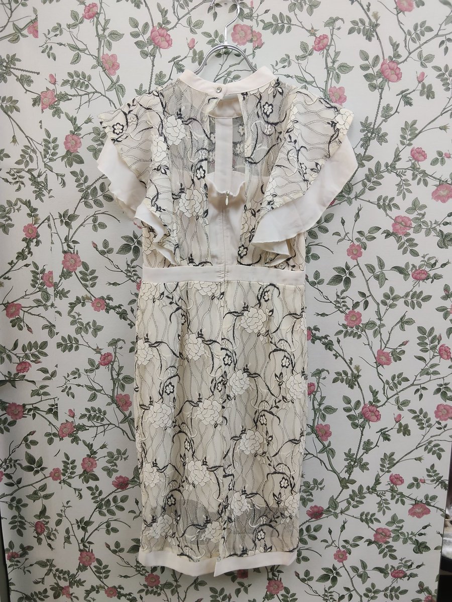 closetyumemiru's tweet photo. タイトワンピース入荷！！
お出かけ・特別な日にもおすすめです🥂✨

他にもワンピース・ドレス・ロリータ系などなど多数入荷🙌小さなサイズから大きな5XLサイズ相当まであります‼️ https://t.co/mXKeReWqZq