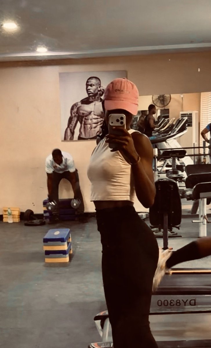 Sophie ✨ tweet media