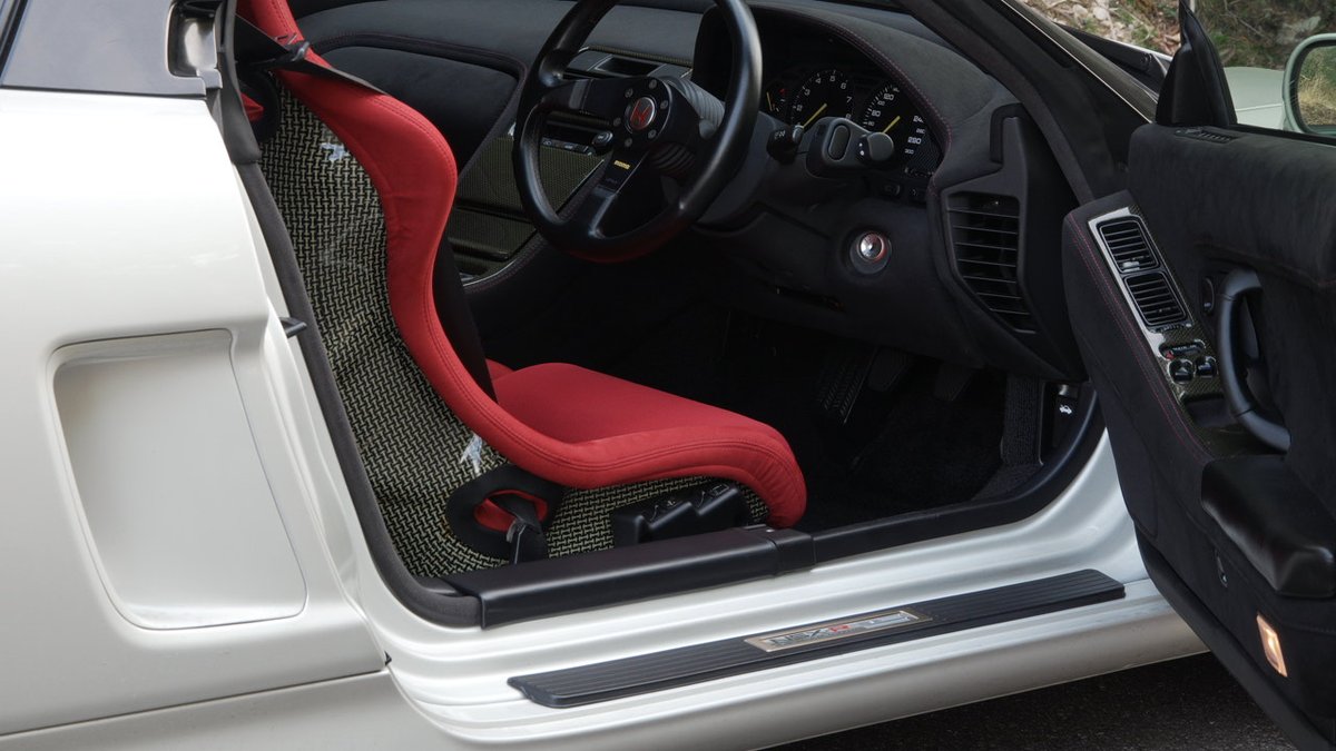 NSX-ROOM tweet media