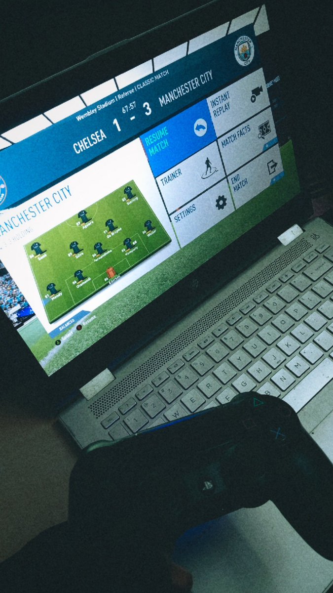 ᴘʀᴀɪsᴇ ✰ tweet media