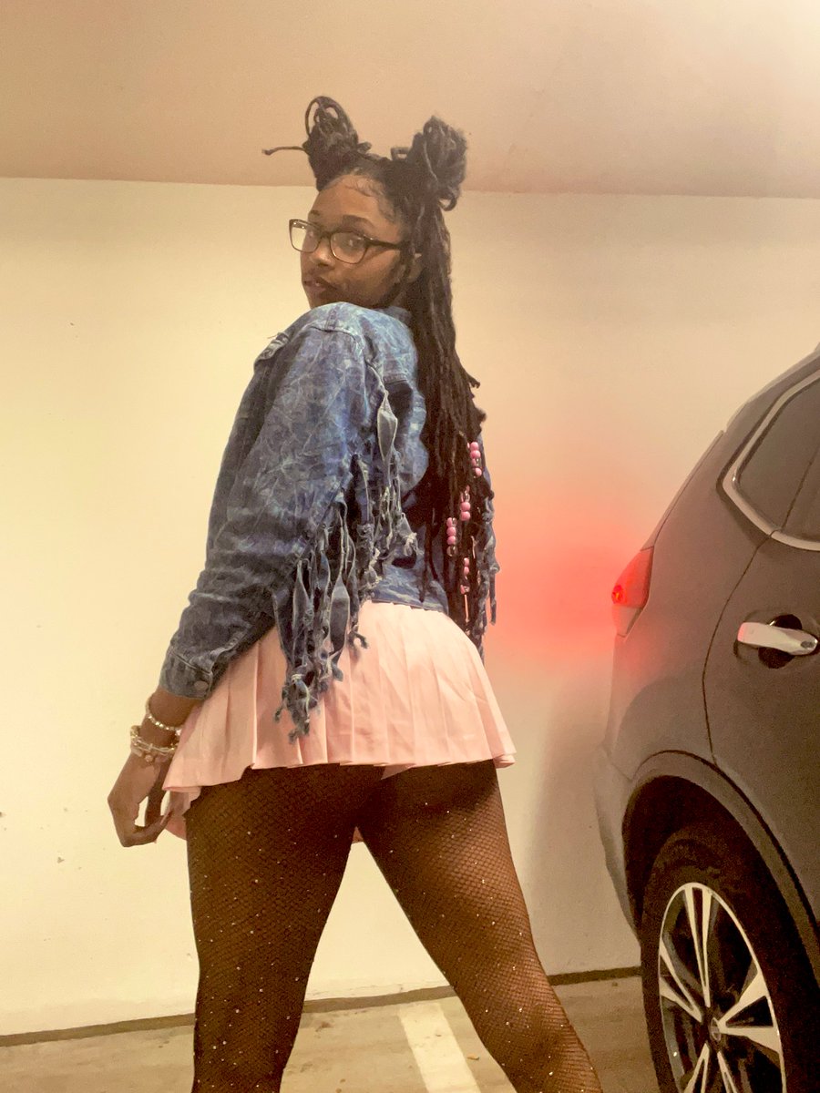 𝒮𝓅𝒾𝒸𝓎 𝒮𝑒𝒹𝓊𝒸𝓉𝓇𝑒𝓈𝓈 tweet media