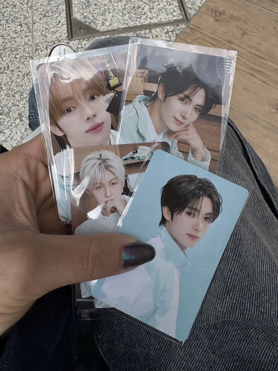 ぴょこ tweet media