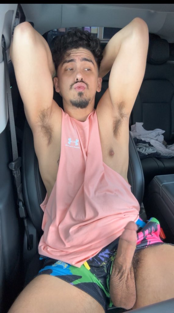 Batorbrosam tweet media