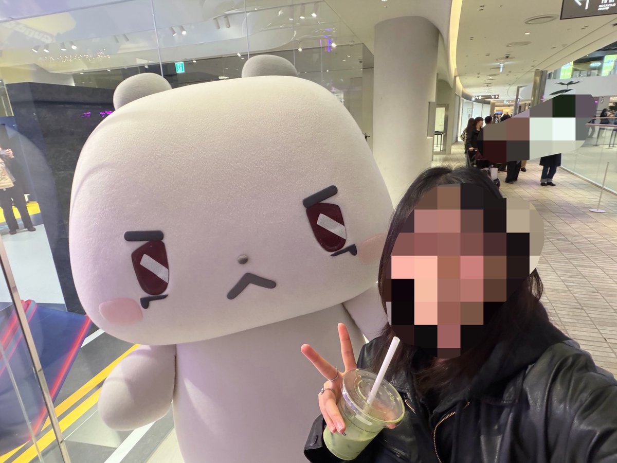 zy 지이 tweet media