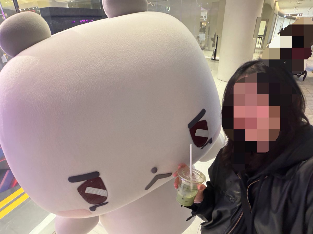 zy 지이 tweet media