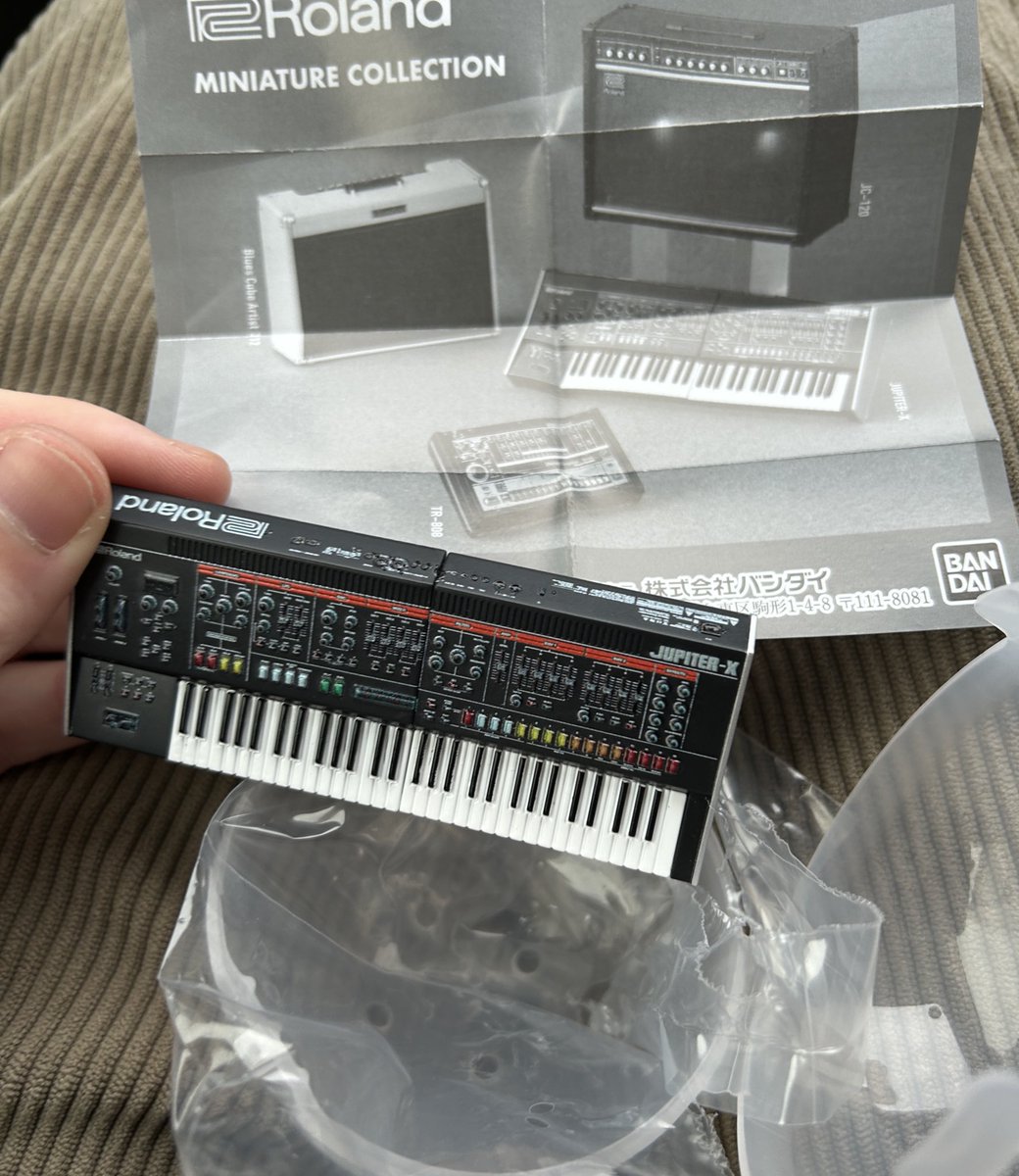 Hiya12Hiya's tweet photo. Rolandのガチャポンでjupiter来た
あつすぎ https://t.co/ktBsyBf1vm