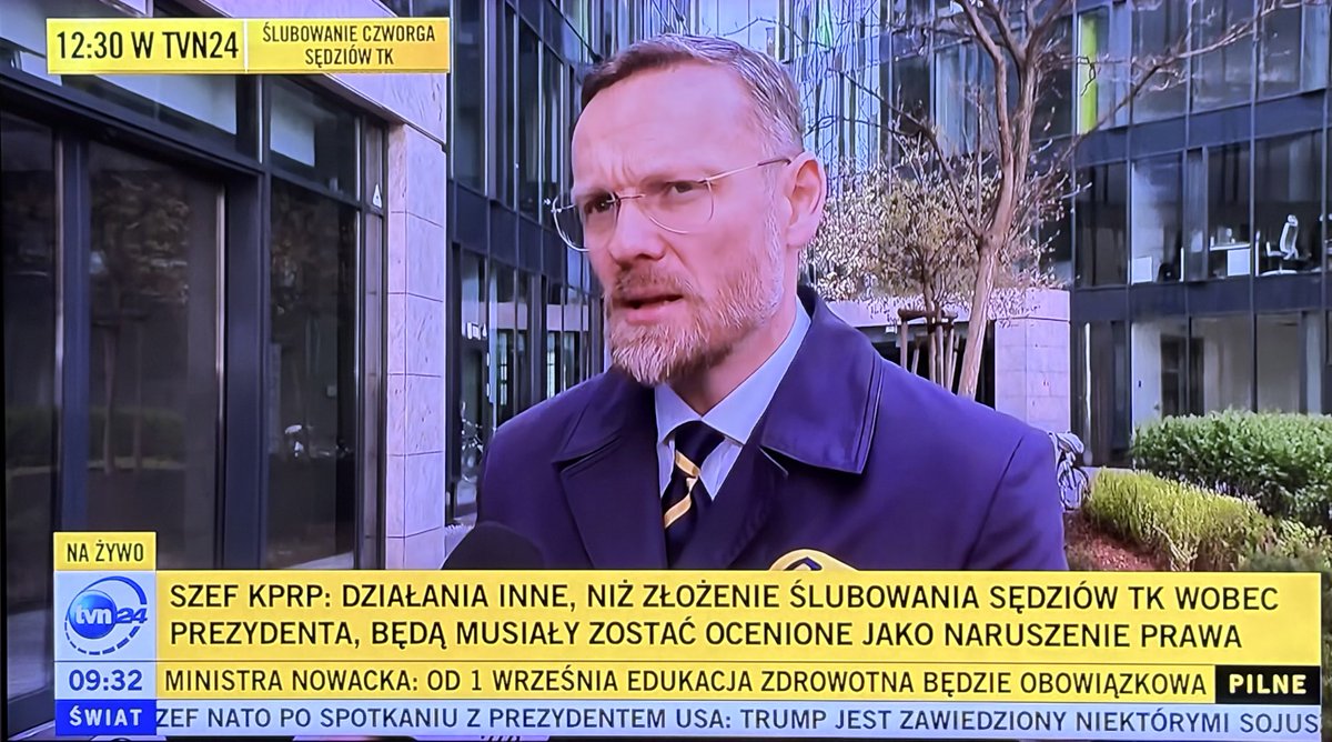 Jarek W. tweet media