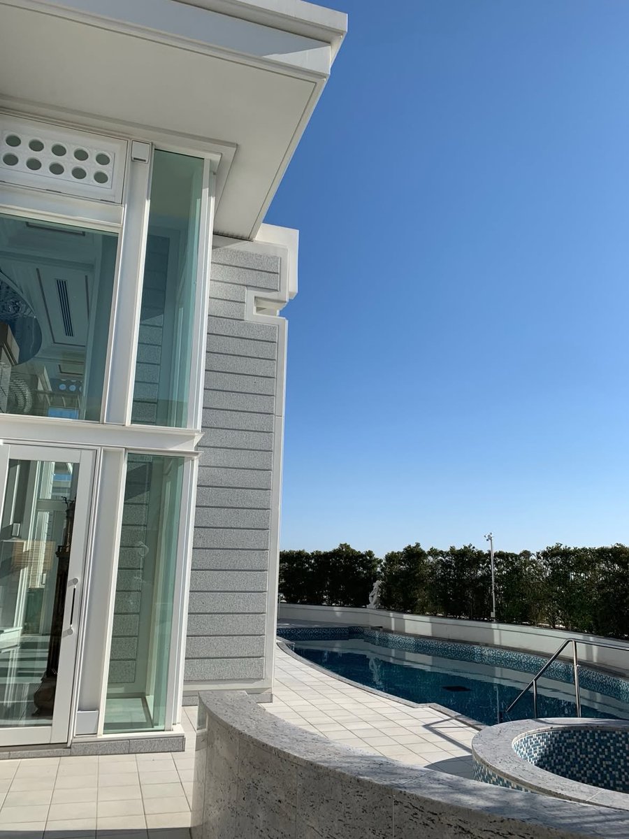 峰 不三子 tweet media