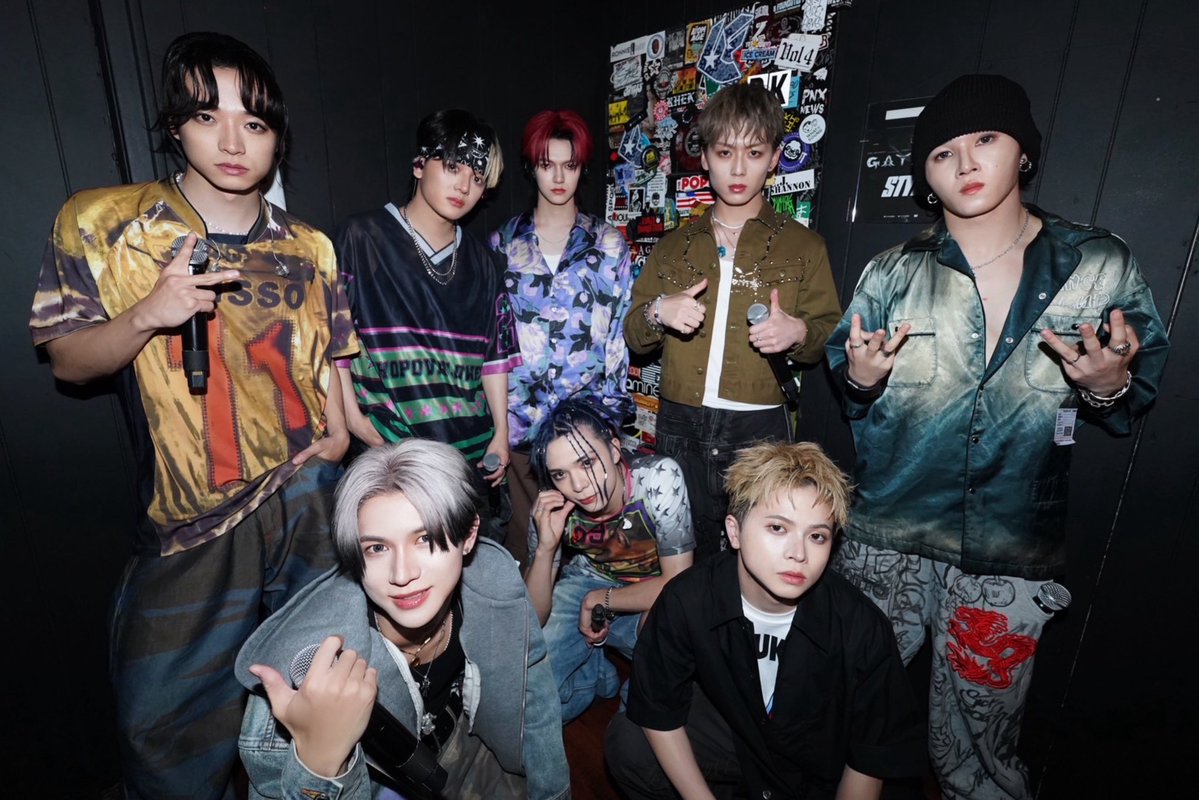 ONE OR EIGHT tweet media