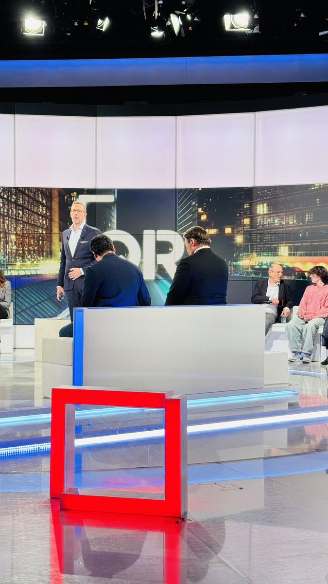 Amirkhizy tweet media