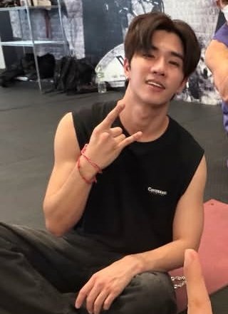 talia | lyt szn tweet media