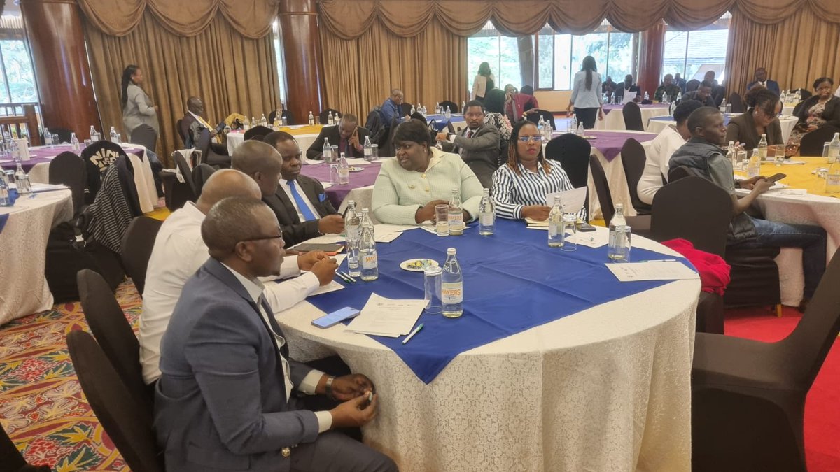 Kenray25's tweet photo. Among services seekers age 18-24 (51.4%)offered bribes to civil registration officials and 41.6
percent to police officers.
Kenya National Gender and Corruption Survey Report
@EACCKenya https://t.co/sb2bYoMGJD
