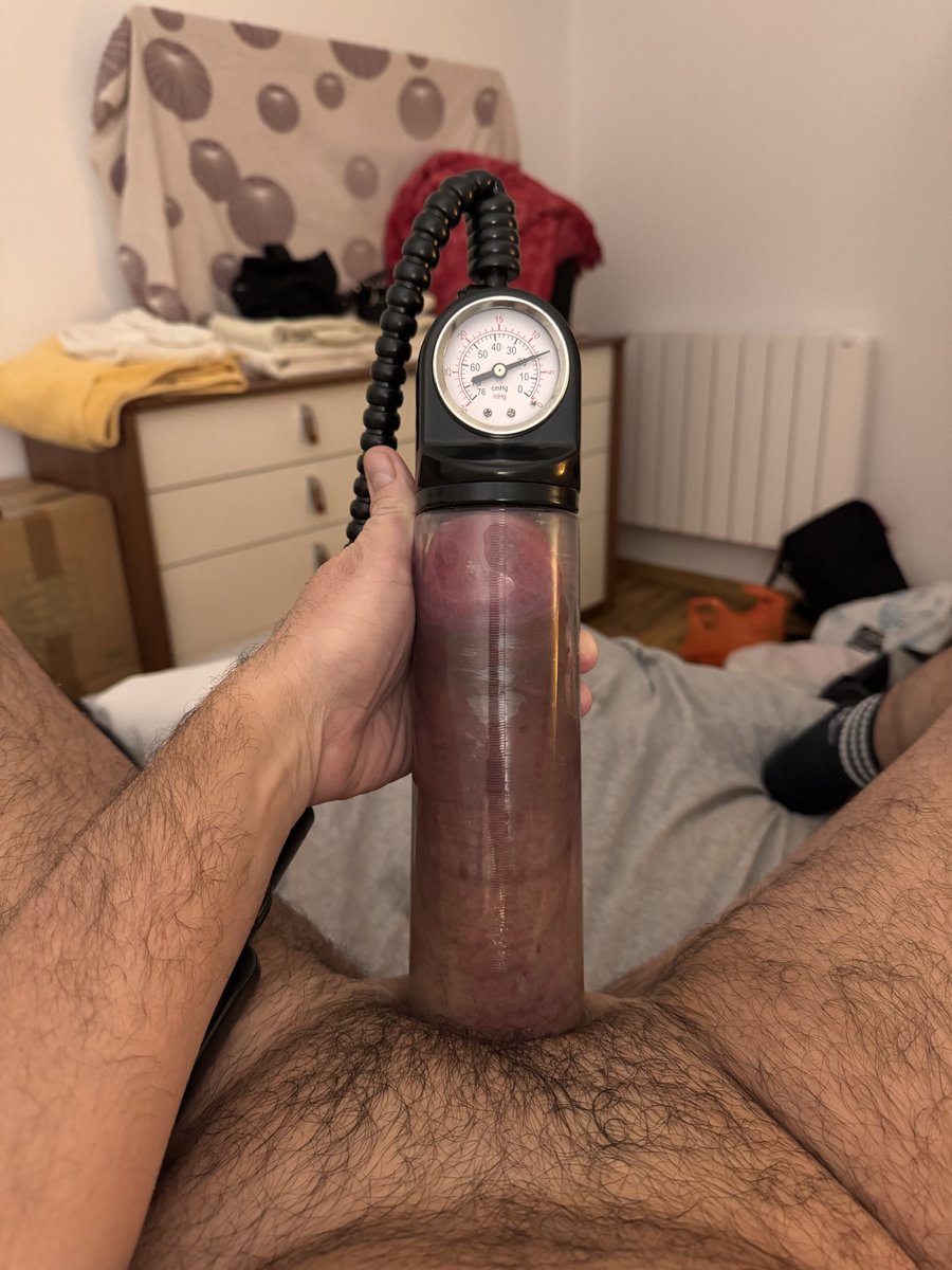 Bigbuttberlin's tweet photo. Pumping Day…..🍆🍆🍆 https://t.co/lRIGxgy3jW