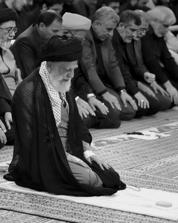 او آموخت؛ وَطن
تنها میراثی ‌ست که 
هرگز نمی‌توان آن را خرج کرد،
هدیه داد یا فروخت🇮🇷
پس باید جان را به آن هدیه کرد 🕊️
#جانفدا
#عزیزملت