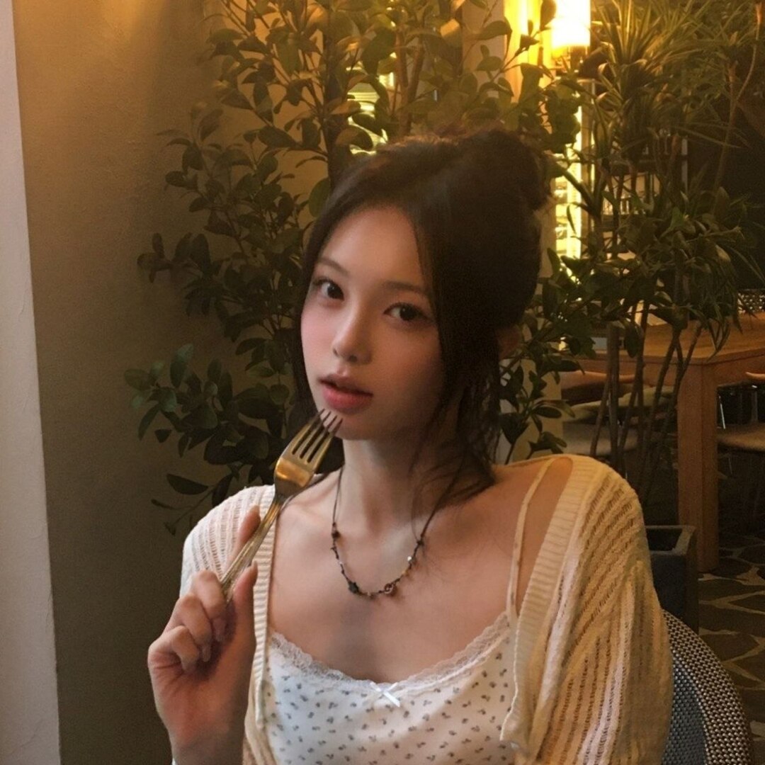 selfolssi ♤ tweet media