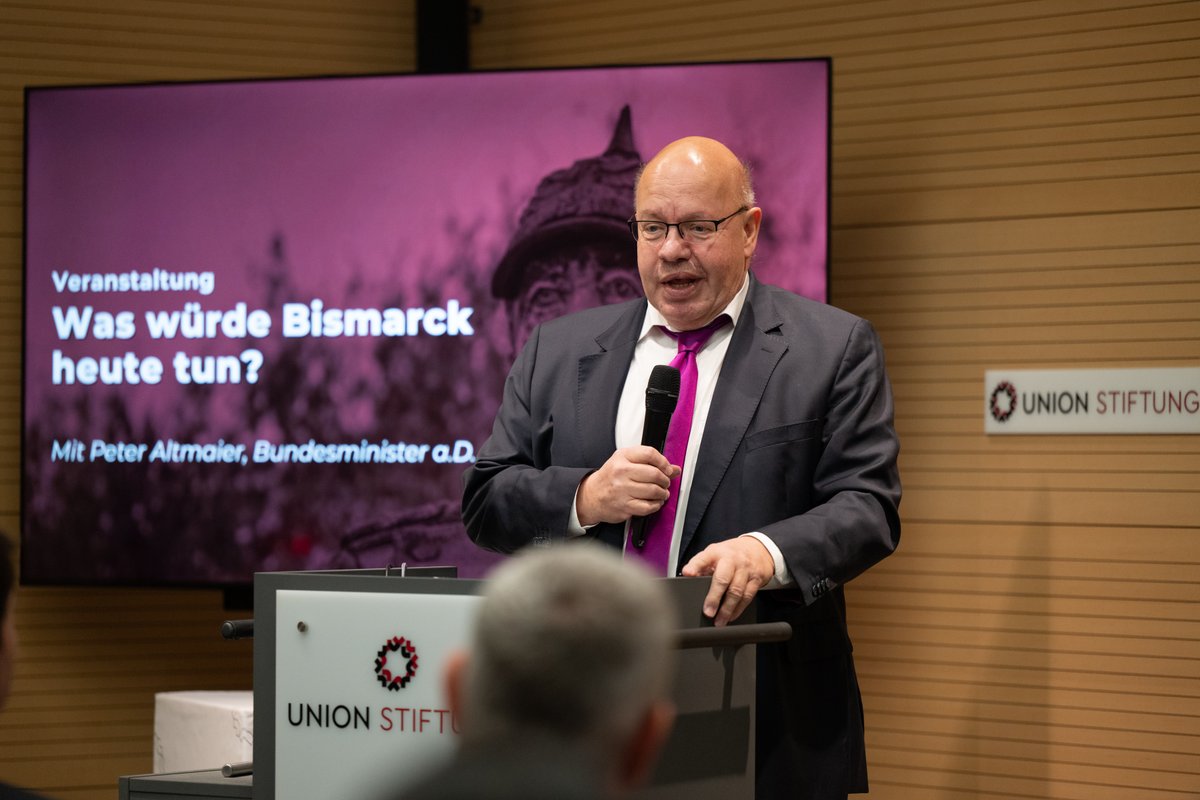 Union Stiftung tweet media