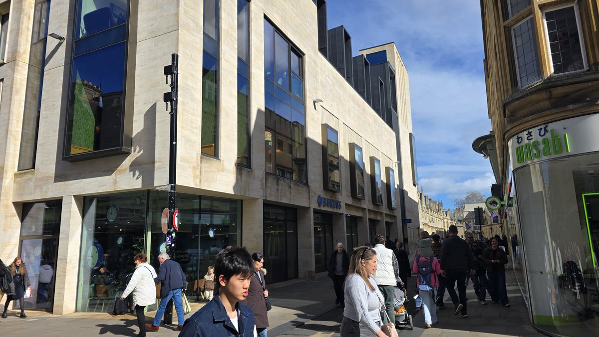 James 🇬🇧 👑 tweet media