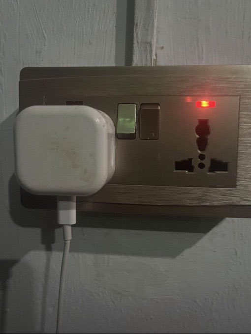 JustCasper_2's tweet image. First heartbreak      Second heartbreak.