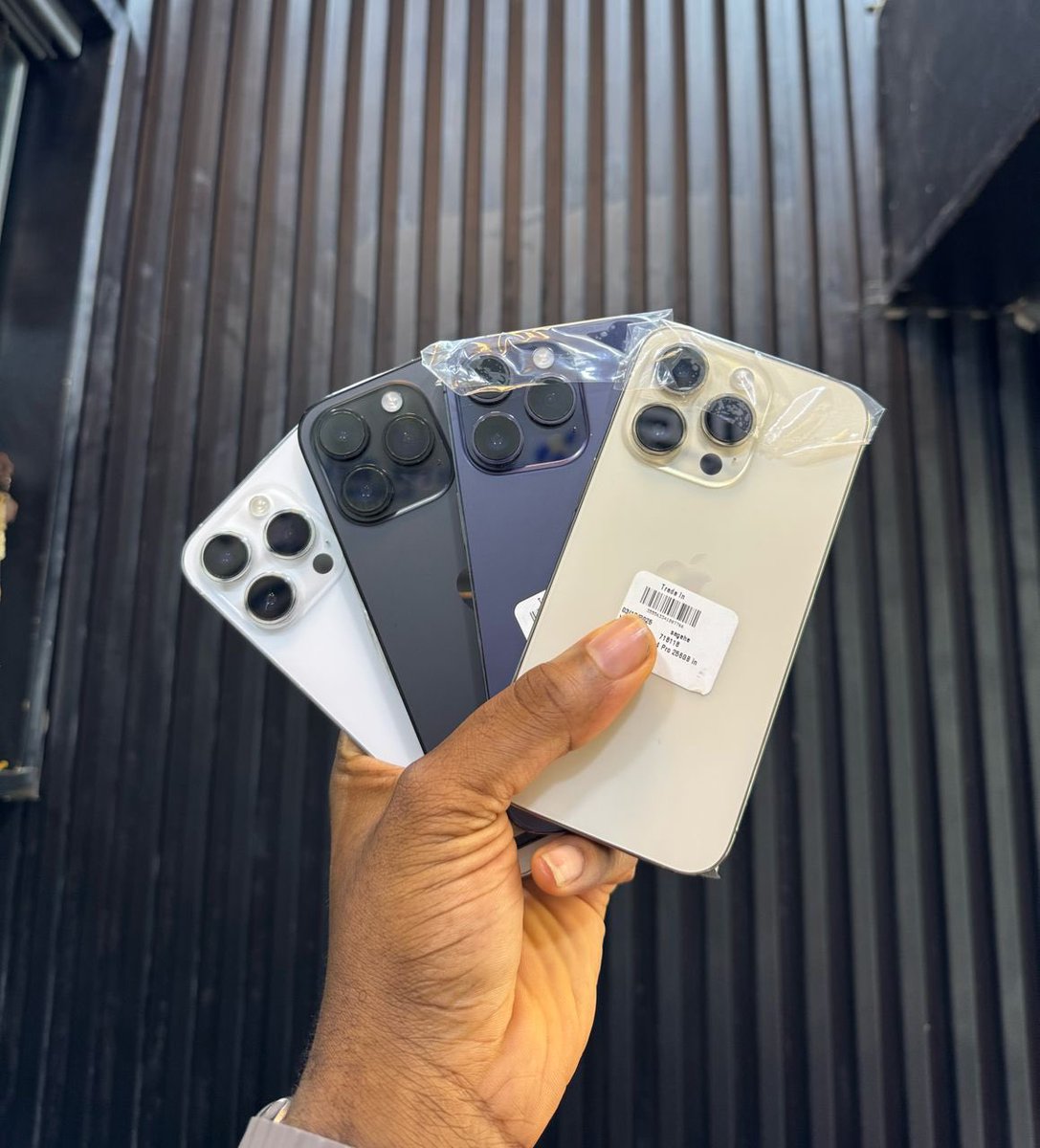 EMZY GADGETS  📱 💻 🔌 tweet media