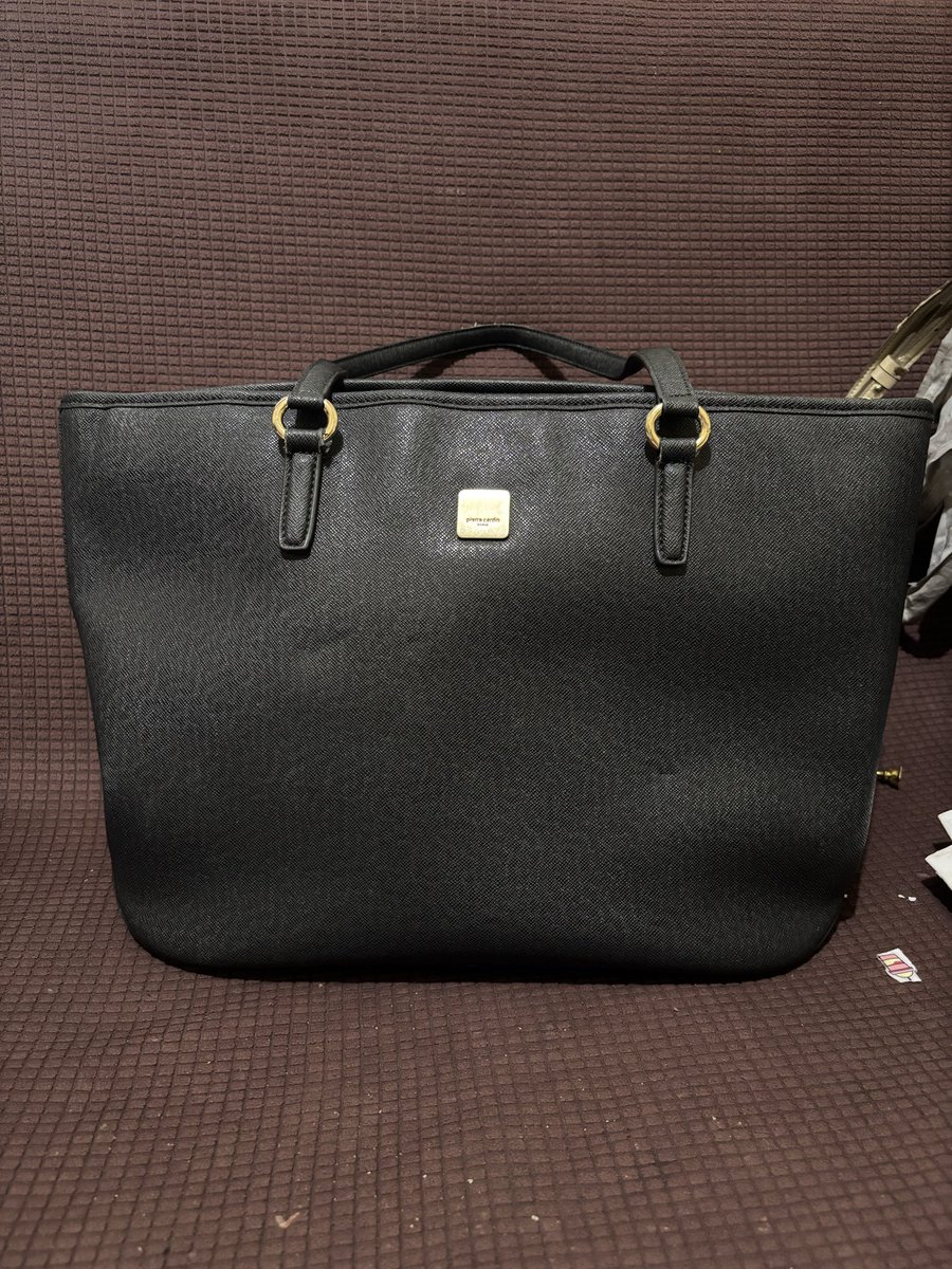 cecilia👽 tweet media