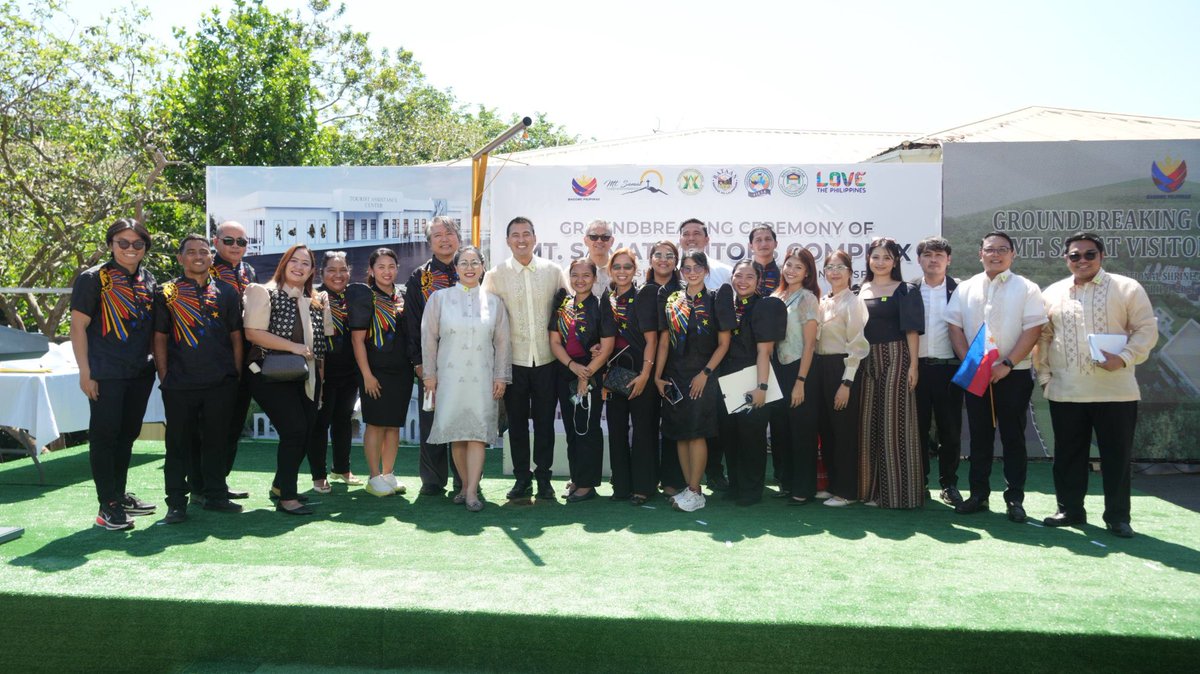 cely bueno tweet media