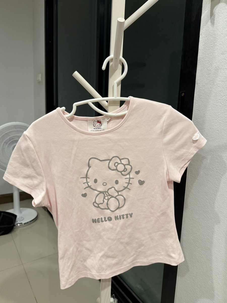 mew tweet media