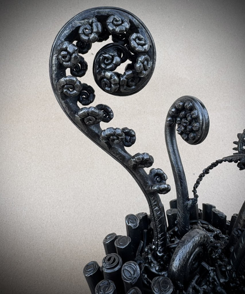 KvBlacksmith's tweet photo. A Tree Fern Sculpture…

You may have seen my ferns like these in a few of my pieces, but I was delighted to get the opportunity to explore Tree Ferns for one of my commissions!

Blacksmith made, mild steel, hand forged &amp; fabricated.
#fern #treefern 
#sculpture #blacksmith https://t.co/EggjBGzRab