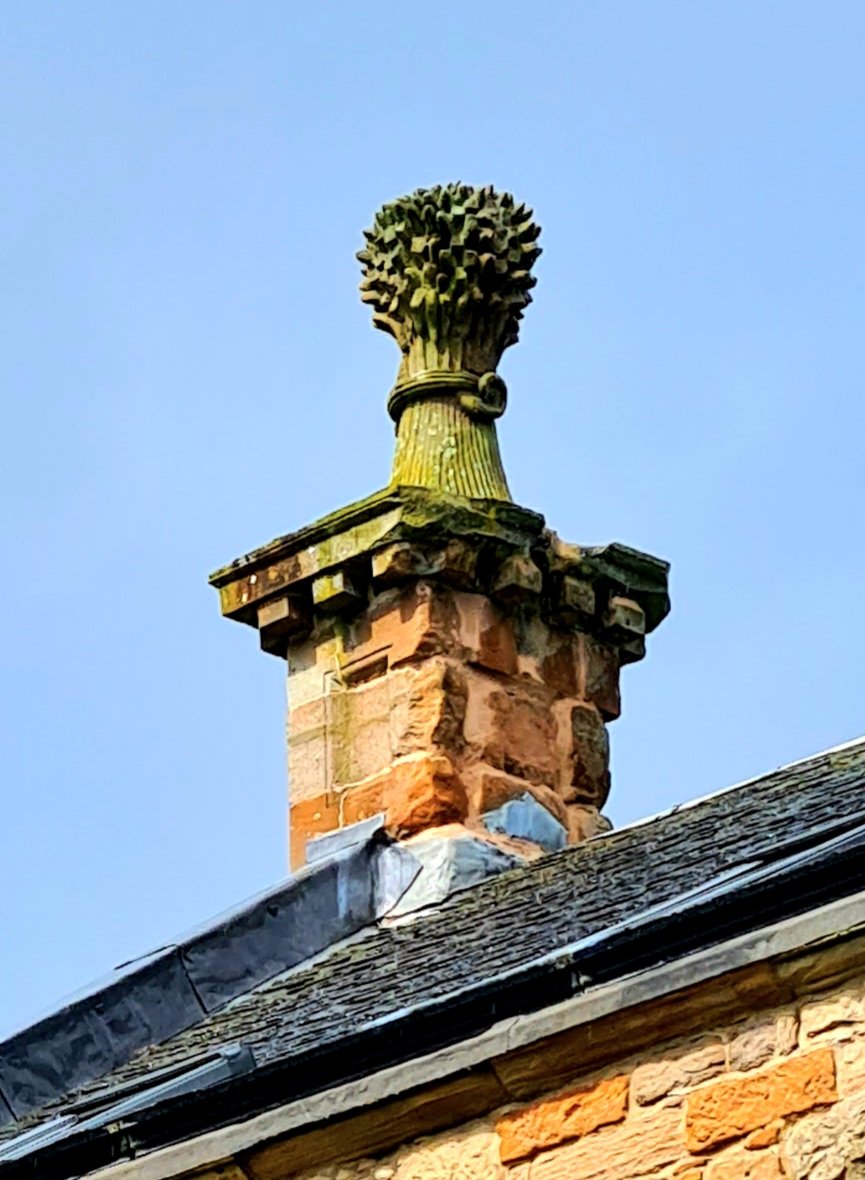 is_glasgow's tweet photo. One of the distinctive and iconic corn sheaf finials on the gable ends of the mid-19th Century Bishop Mills on the banks of the River Kelvin in Glasgow.

#glasgow #partick #architecture #architecturephotography #finial https://t.co/MXKgAt1xuT