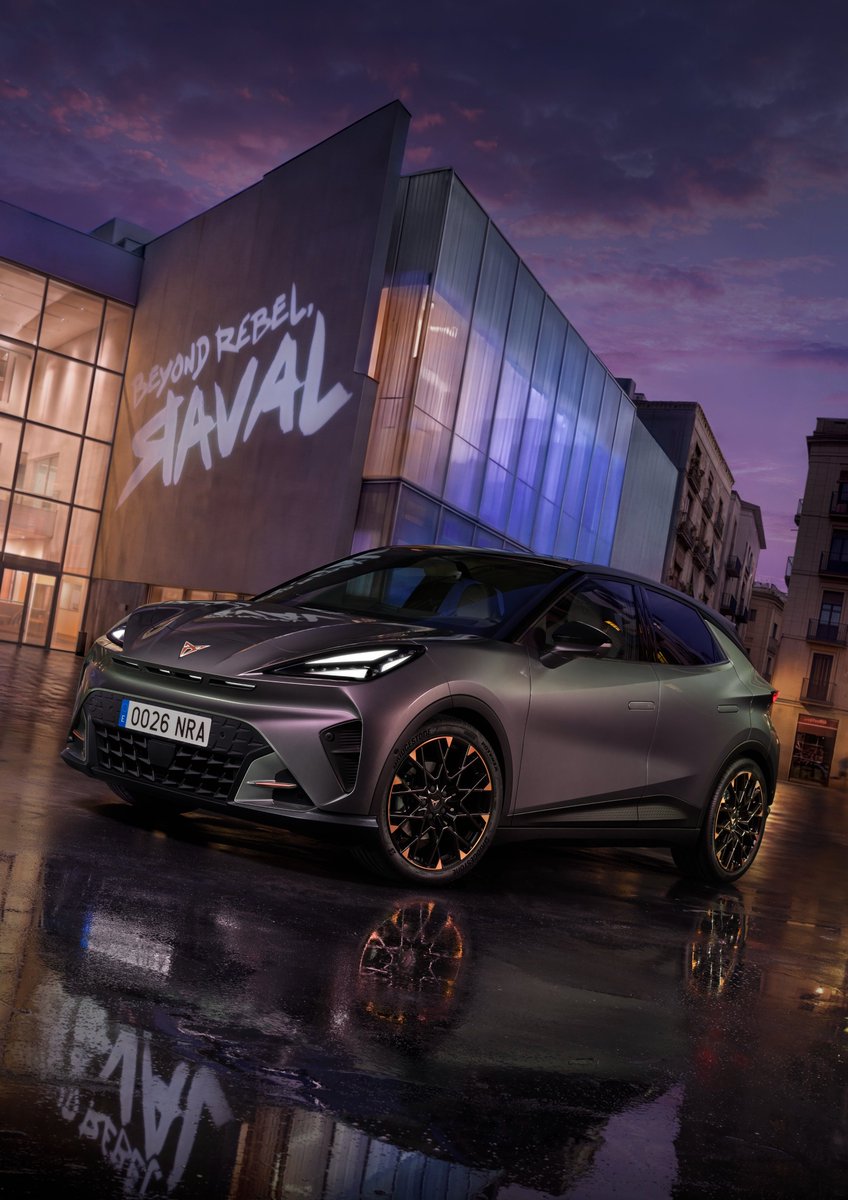Jan__Hurt's tweet photo. CUPRA představuje zcela nový Raval, vstupní model elektromobilu, který boří všechny konvence. S kompaktní délkou 4 metry nabídne nevídaný prostor, kufr o objemu 441 litrů, dojezd až 450 km a sportovní variantu VZ s výkony 226 koní a 290 Nm. Na české silnice vyjede v létě. https://t.co/wHDZp6SNtP