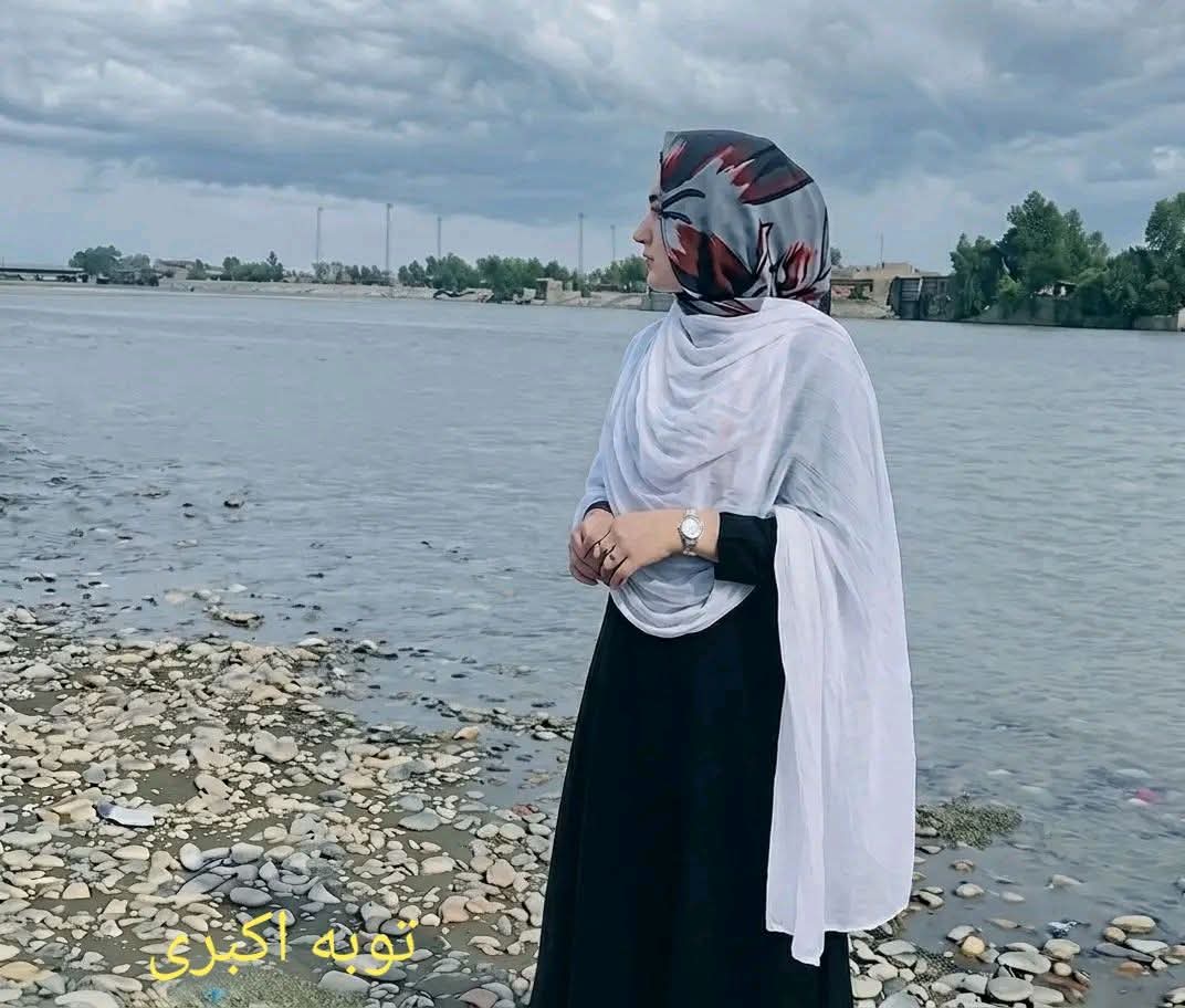 توبه اکبری tweet media
