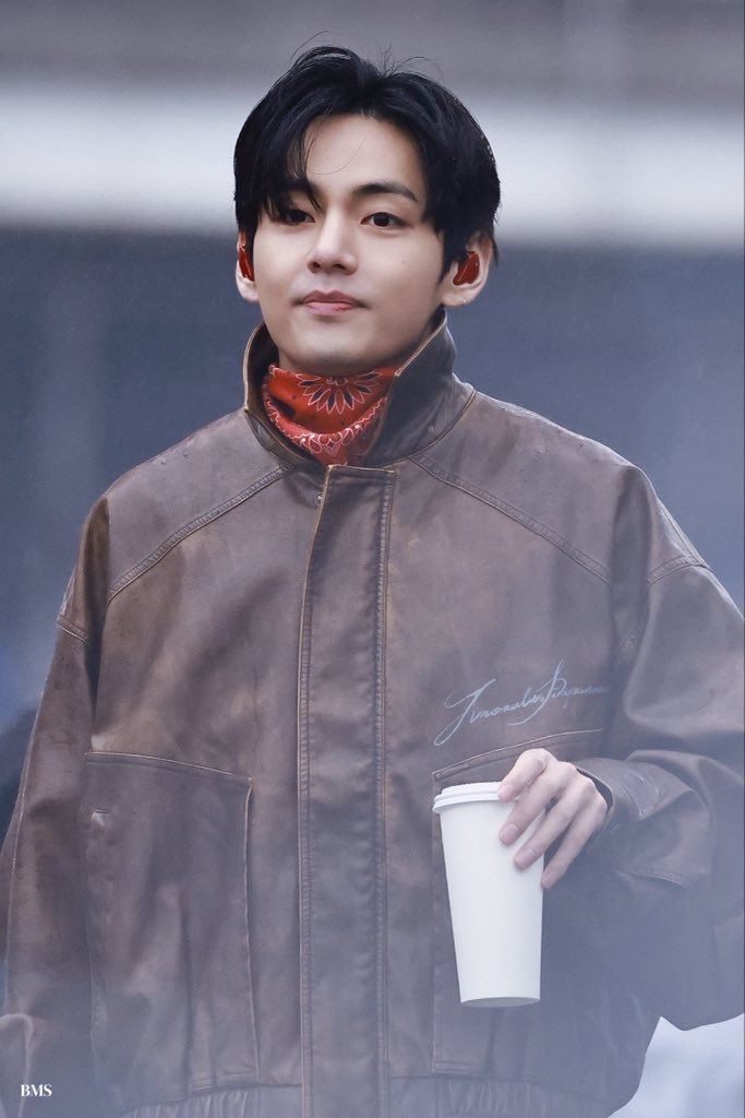 ByMySide∞KookV tweet media