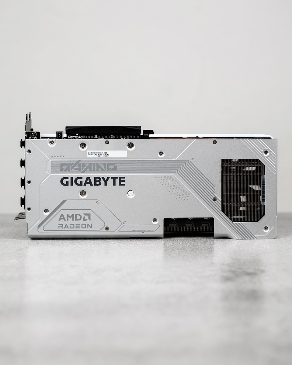 GIGABYTE_DE's tweet image. GIGABYTE AORUS AERO GiMATE AI TOP GAMING POWER 😎

GIGABYTE Radeon RX 9070 XT GAMING OC ICE

Dank an 💘🛠📸🎥💻: @ aorus_uk

#GIGABYTE #AORUS #pc #pcgaming #aripc #gaming