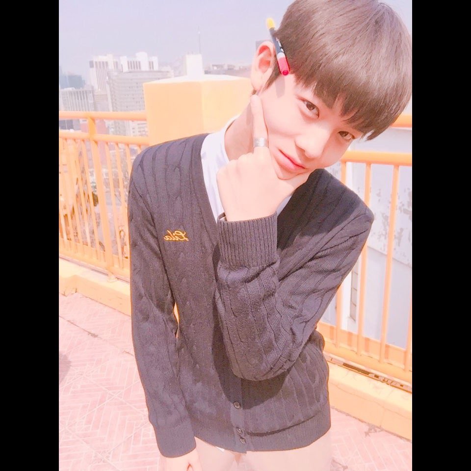 wanna one yaps tweet media