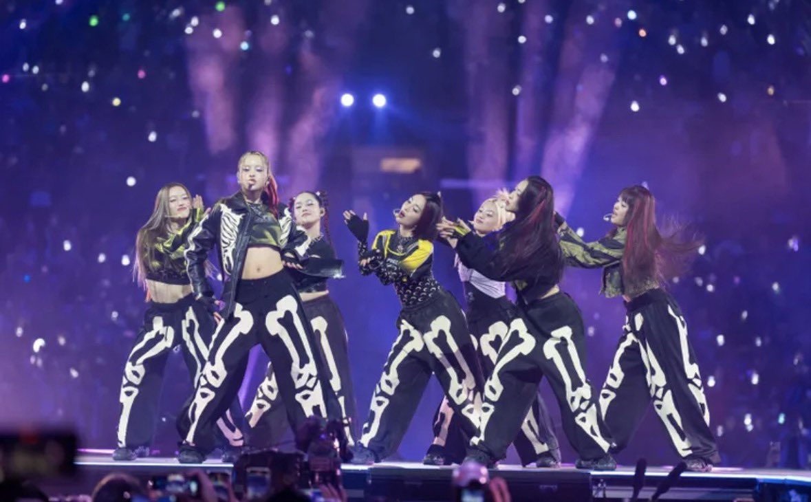 chi☺︎ tweet media