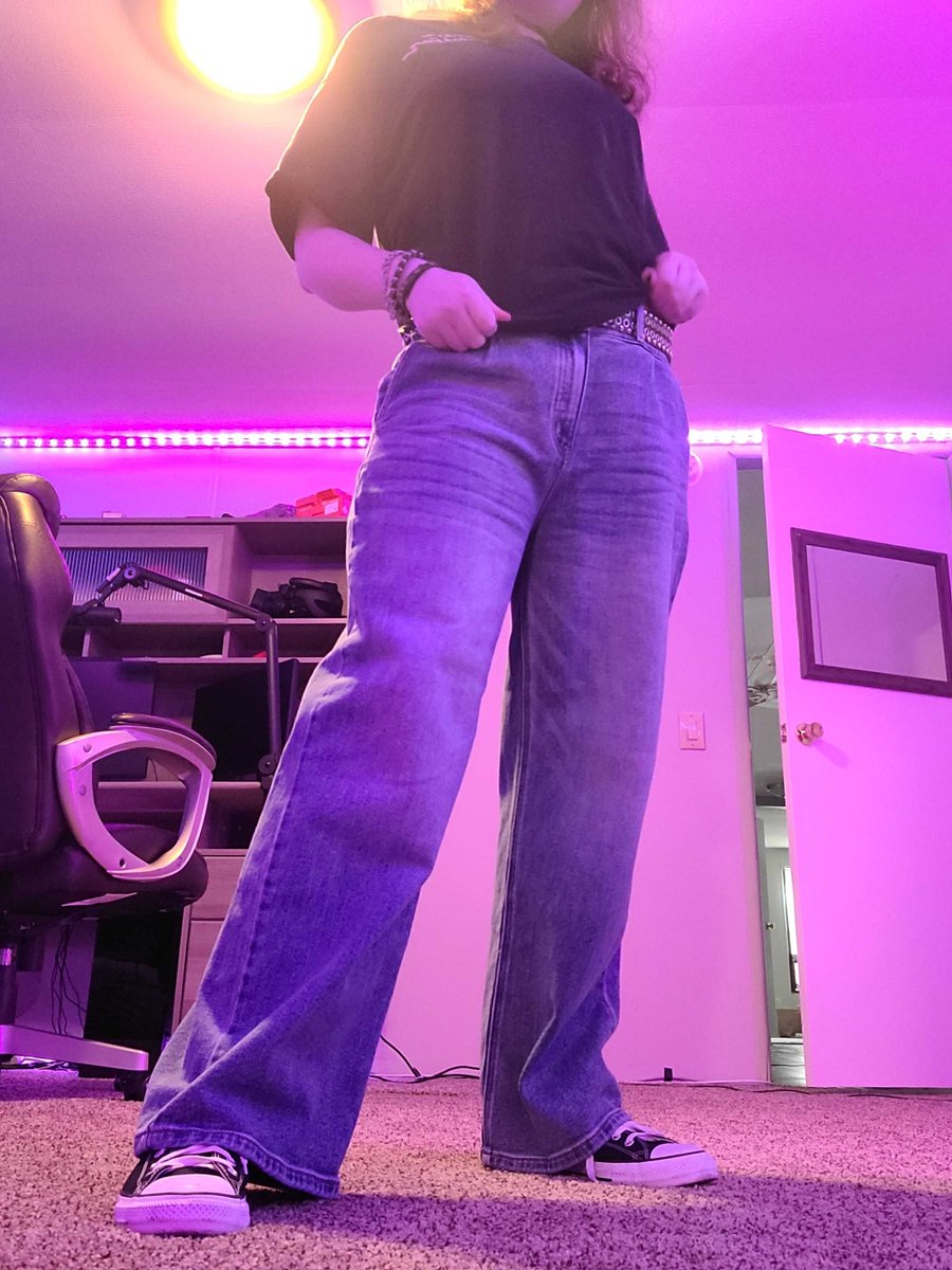 Autumn Maiden 🦊🍁 tweet media