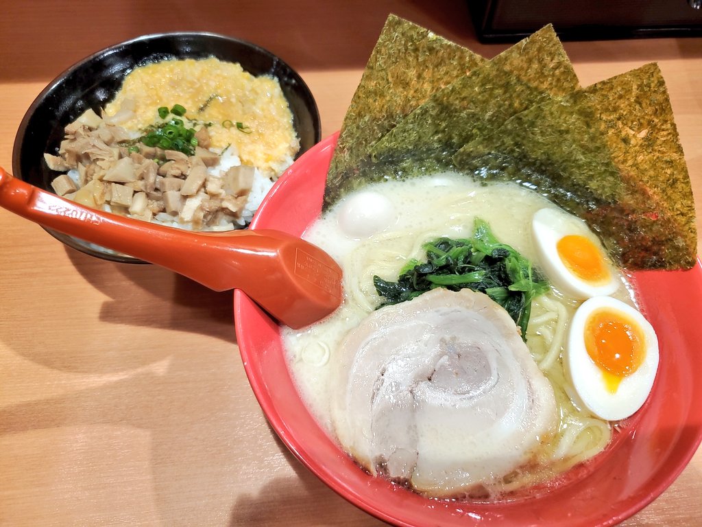 MJ@えむじぇい tweet media