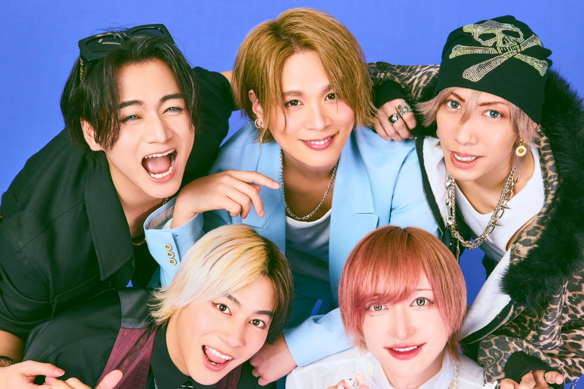 oshiraku's tweet photo. 🎤推し楽 インタビュー👀✨

2nd写真集「#PiecebyPiece」発売中📚
YouTubeチャンネル登録者数140万人超えの #リアルピース が登場💫
ソロカット含め📷13枚❣️

詳細はこちら👉https://t.co/cpxdhoI6YX

写真集の出来栄えや撮影裏話、今後の野望までたっぷり語ってくれました😉

@R_ealpiece https://t.co/hkkb6z1S78