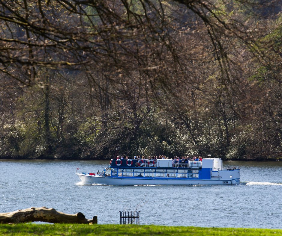 Windermereboats's tweet photo. One of our modern launches out enjoying the lake. Wave if you see us gliding by! ๐๐ค
#Windermere #LakeDistrict #ExploreTheLakes https://t.co/TShVkQGzti