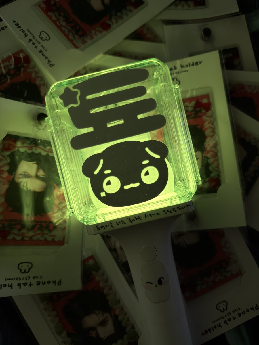 thia | military wife era🪽 tweet media