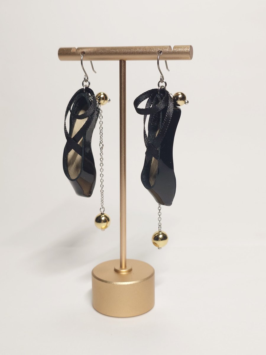 変態婦人靴職人 tweet media