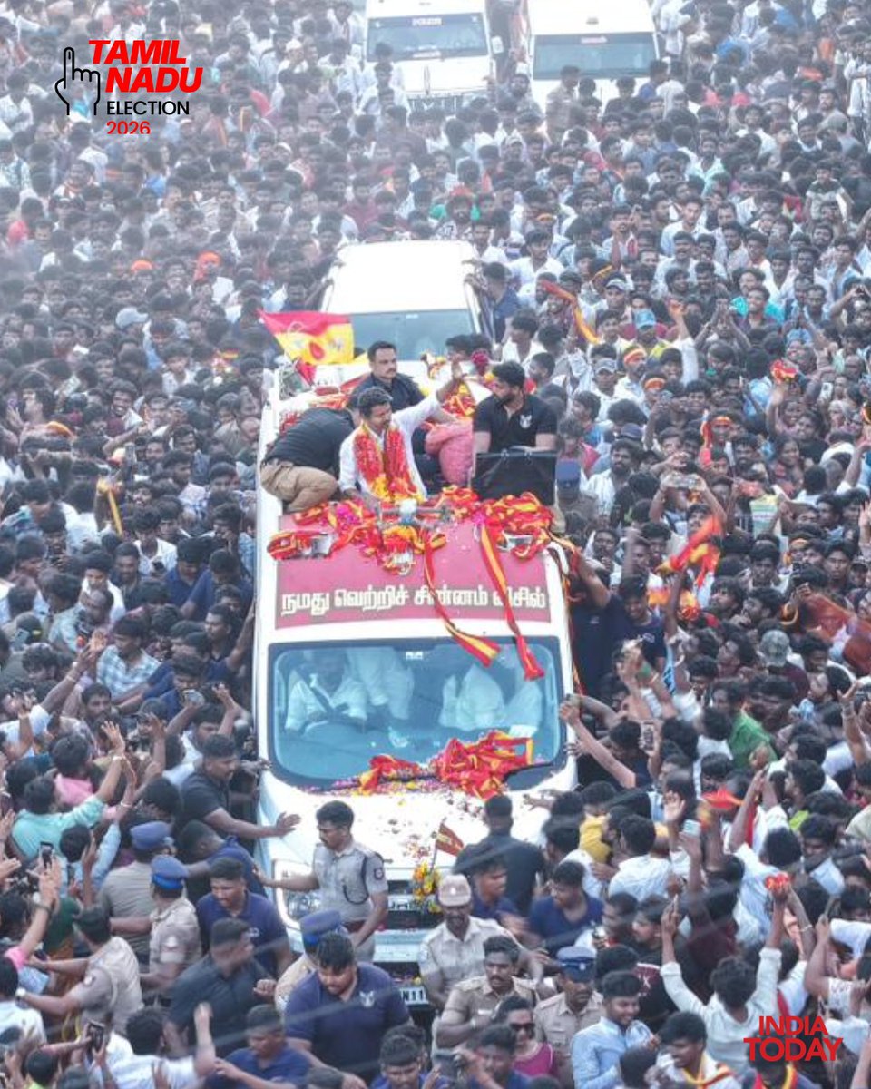 IndiaToday's tweet image. #InPics | Ahead of the April 23 polls, Vijay, chief of TVK, undertakes an extensive election campaign across Tirunelveli and Thoothukudi, drawing large crowds and energising supporters.

#TamilNaduElections2026 #Vijay #TVK #ElectionCampaign #Tirunelveli #Thoothukudi #TVKVijay‌ |