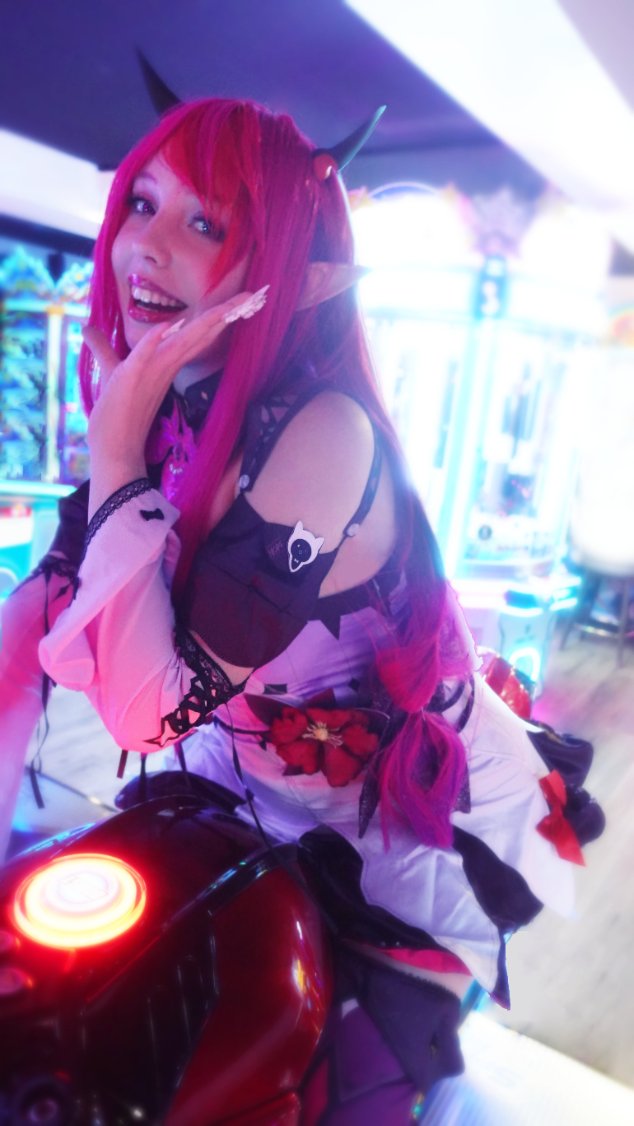 Lunaire Live tweet media